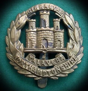 Economía"" Insignia de Gorra Militar Británica Genuina del Regimiento de Northamptonshire de la Primera Guerra Mundial. - Imagen 1 de 8