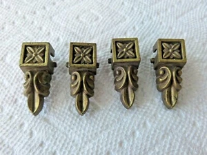 VINTAGE SET OF 4 MINI BRASS FEET FOR JEWELRY CHEST BOX CRAFTS - Picture 1 of 3