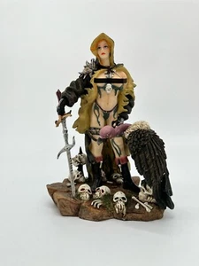 Warrior Lady Vulture skulls Statue -ADULTS- 1997 Veronese - Picture 1 of 12