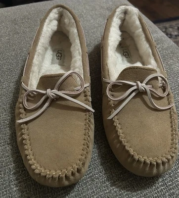 UGG Women's Dakota Moccasin Slipper In Suede with A Wool Lining Size US 8 - Image 1 of 4