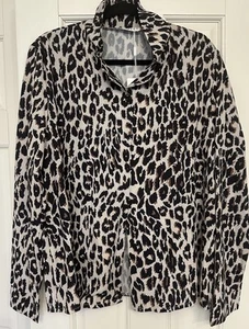 Cheetah print women’s button front longsleeved blouse size XL - Picture 1 of 5