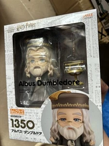 Good Smile Harry Potter: Albus Dumbledore Nendoroid 1350 Action Figure - Picture 1 of 2