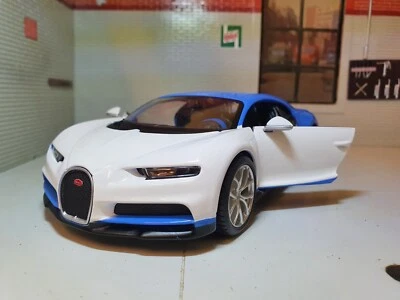 Bugatti Chiron Blue W16 Supercar 1:24 Detailed Diecast Scale Model Car 32509 - Image 1 of 4