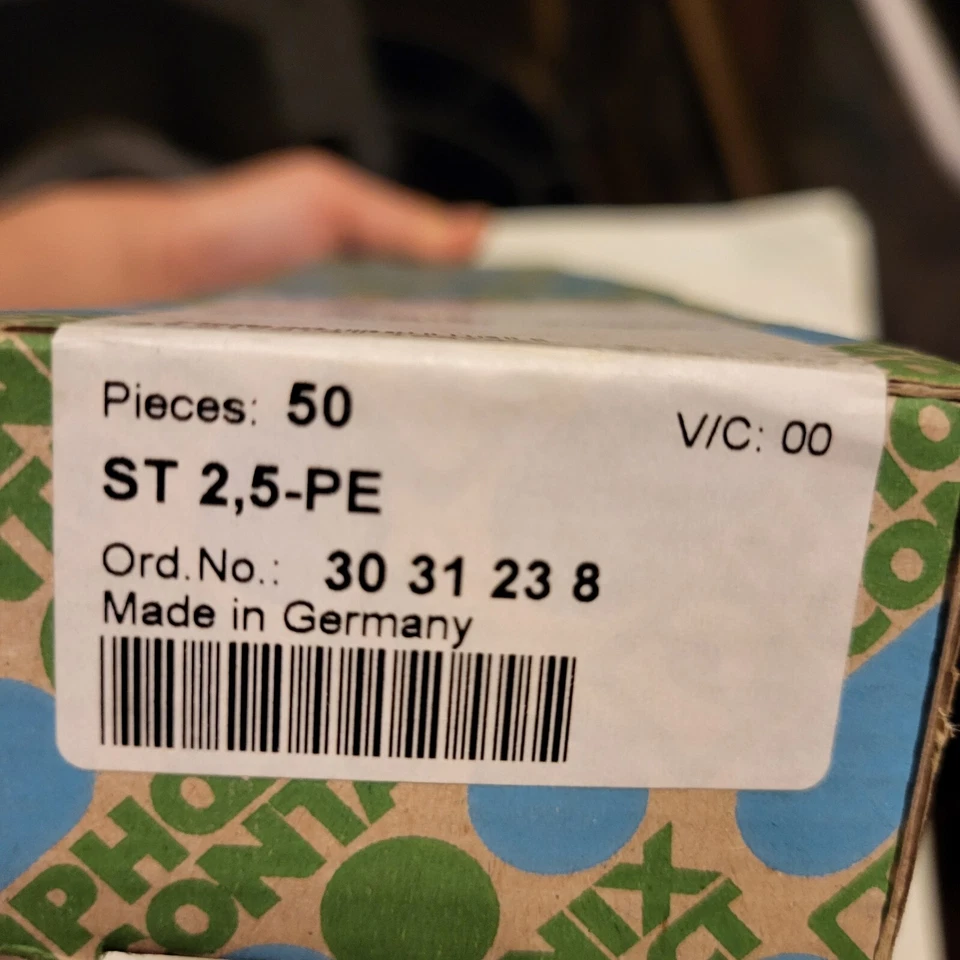 50x Phoenix Contact 3031238 Conn Term Blk DIN Rail Ground Spring Cage 2 28-12 - Image 1 of 1