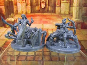 Coppia Guerrieri Elfo Oscuro Aracnido Ragno Mini Figura Miniatura Modello Stampato in 3D - Foto 1 di 8