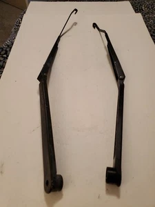 1997-2001 LEXUS ES300 LEFT & RIGHT WINDSHIELD WIPER ARMS OEM - Picture 1 of 5