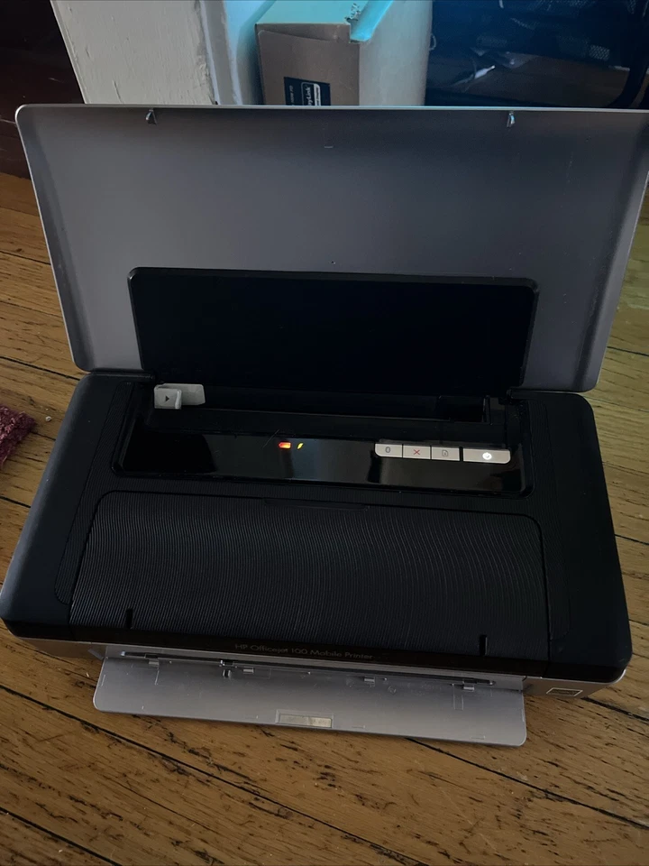 Impresora de inyección de tinta móvil HP Officejet 100 Foto 1 de 1