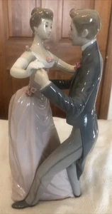 Lladro Anniversary Waltz Large Figurine #1372 Retired Dancing Couple (LE) - Picture 1 of 9
