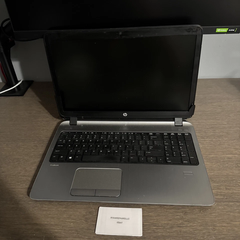 HP ProBook 640 G2 PARA REPUESTOS ¡LEER! BISAGRA DAÑADA Foto 1 de 4