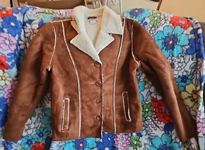 Back In The Saddle Damenjacke braun Wildlederimitat Knopfleiste Sherpa gefüttert M - Bild 1 von 11