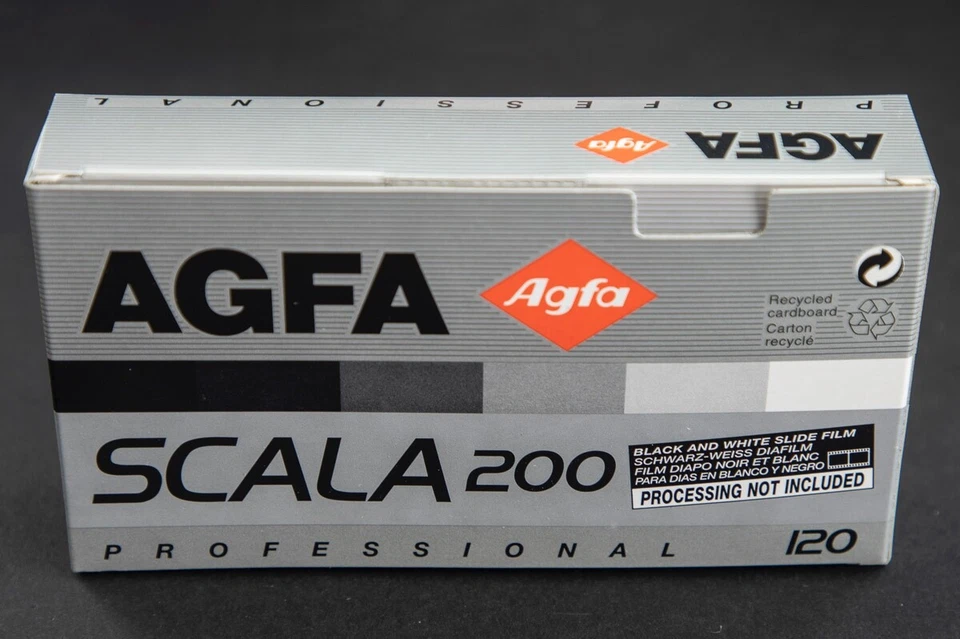Agfa Scala120 Rollfilm MP 5 SW-Positivfilm Expired 01/2000 - Bild 1 von 1