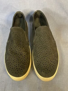 Scarpe da ginnastica casual Vionic donna Midi Perf nere nabuk slip on 10 - Foto 1 di 6