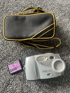 Kodak EasyShare DX3600 2.2MP Compact Digital Camera Case 16mb Compact Flash Card - Picture 1 of 12