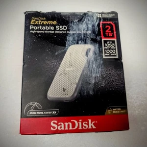 SanDisk 2TB Extreme Portable SSD High Speed Storage - Picture 1 of 3