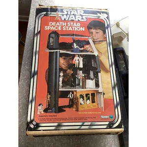 Stazione Spaziale Morte Nera Kenner Star Wars 1978 vintage con scatola - Foto 1 di 16