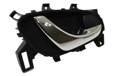 2014-2020 Nissan Rogue OEM Front or Rear Right RH Passenger Interior Door Handle - Image 1 of 4