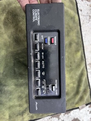 443 820 043C 16047249 Audi 100 CA AIRE ACONDICIONADO CONTROL clima OE Foto 1 de 4