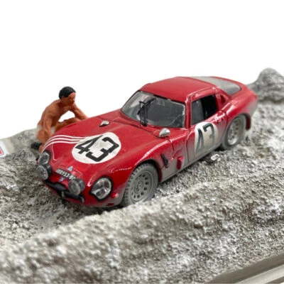 Modellino Auto Diorama Best Model 1/43 Alfa Romeo TZ2 LM 1965 #43 Zeccoli - R... - Immagine 1 di 4
