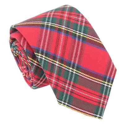 Spilla risvolto quadrato cravatta classica classica a quadretti rossa Royal Stewart tartan di DQT