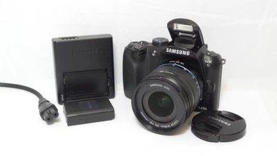 Samsung NX11 14.6 MP Mirrorless Digital Camera 18-55mm Lens 3" AMOLED Display - Image 1 of 3