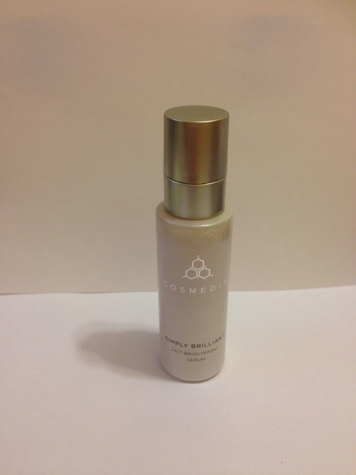 Suero iluminador Cosmedix Simply Brilliant 24/7 30 ml (1 oz) fresco nuevo **Oferta* Foto 1 de 1