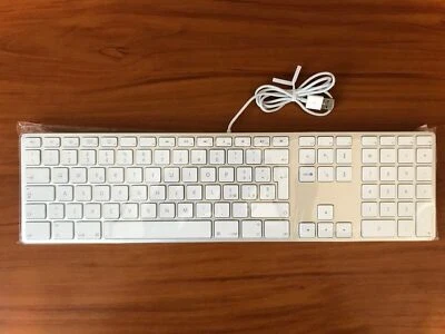 Original Apple Aluminum Wired USB Keyboard - Italian Version Very Rare T658-0327 - Image 1 of 4