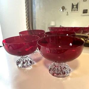 RARE Set of 4 Red Aseda Glass Bo Borgstrom Glass Champagne Coupes - Bild 1 von 4