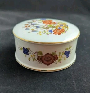 Vintage Sadler England Porcelain Trinket Box Floral Gold Trim - Picture 1 of 6