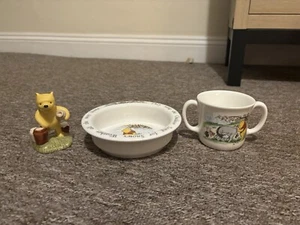 Taza, figura, cuenco vintage Winnie The Pooh Royal Doulton coleccionable años 90 - Imagen 1 de 14