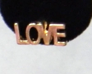 Pendientes individuales Love tachuelas metal en tono dorado - singleton - 3 - Imagen 1 de 3