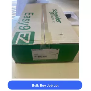 Job Lot of 28 X Schneider Electric EZ9E20MCU CONSUMER UNIT 20 WAY - Picture 1 of 3
