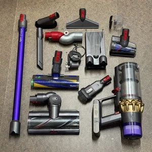 Dyson V11 Absolute Cordless Vacuum Cleaner Animal Advanced LCD Handheld Stick - Picture 1 of 14