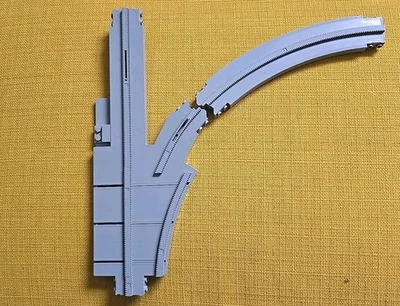 Lego Monorail Weiche 2890 mit Kurve 2891 rechts, alt hell-grau aus 6990, 6991  - Bild 1 von 3