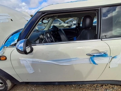 2013 MINI COOPER CLUBMAN Driver Porta Frontal Esquerda Shell Usado Apenas Retirada Local - Imagem 1 de 4