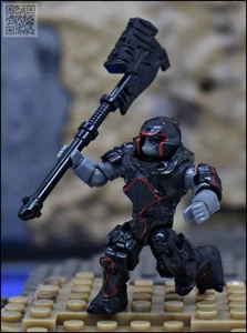 FIGURA MENOR BRUTO PACTO ROJO NEGRO HALO MEGA BLOKS CONSTRUX CON MARTILLO - Imagen 1 de 5