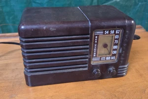 1930s RCA Victor Radio Model 45-X-1 Little Nipper small bakelite radio WORKS! - Picture 1 of 7