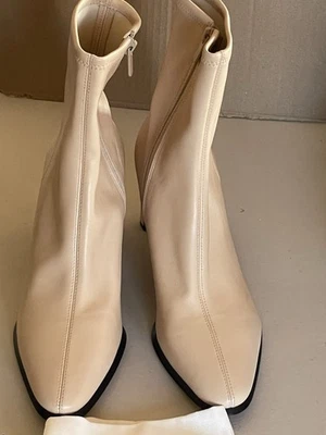 BOTÍN VINCE PUNTIAGUDO PUNTIAGUDO BROCK EN ARENA DE ABEDUL 9M Foto 1 de 4