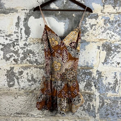 Mini Vestido Para Mujer Vintage Autoestima Boho Estampado Floral En Niveles Volantes Grande Foto 1 de 4