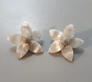 Baublebar Pierced Earrings Faux MOP Flower Starfish Silver Tone Rhinestones - Picture 1 of 7