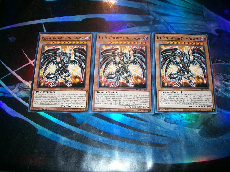 3x Red-Eyes Darkness Metal Dragon 1st Edition Common SDAZ-EN007 Yu-Gi-Oh! - Image 1 of 1