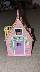 Vintage Pink Fisher Price Sweet Streets Summer Camp Cabin Building Toy house - Picture 1 of 6
