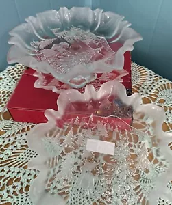 Mikasa Christmas Story 2 PC Bon Bon Plates Made In Germany Footed & Flat One Box - Picture 1 of 6