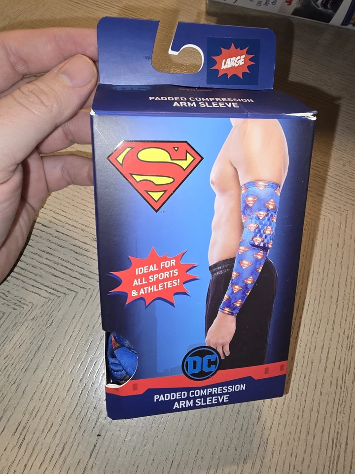 DC Comics Superman Sports Padded Compression Arm Sleeve Size Large Men - Image 1 of 4