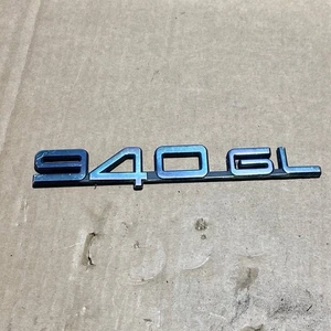 Emblema trasero Volvo 940 sedán 940 GL - Imagen 1 de 7