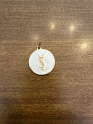 SAINT LAURENT (YSL) Ciondolo ciondolo vintage Yves Saint Laurent bianco