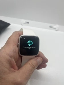 Fitbit Versa LTE Siehe Beschreibung - Bild 1 von 12