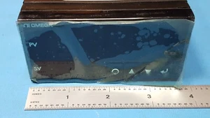 OMEGA CNi8DH44-RCJ, DUAL DISPLAY TEMPERATURE PID CONTROLLER, 90-240V AC - Picture 1 of 8