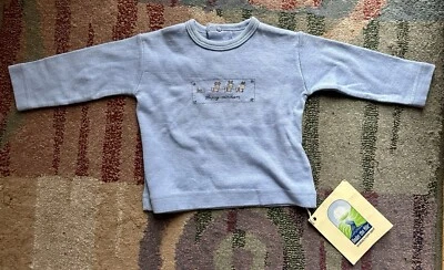 全新带标签 Under The Nile Org。 棉质婴儿蓝色长袖衬衫,带 HAPPY REINDEERS 0-3 — 第 1/4 张图片