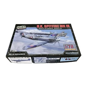 Forces Of Valor RAF Spitfire Mk IX 1942 873009A Boxed 1:72 Scale Plastic Model - Picture 1 of 17