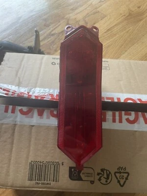 2022-2024 YAMAHA YZF R7 YZF-R7 OEM LUZ DE FREIO TRASEIRA TRASEIRA TRASEIRA - Imagem 1 de 4